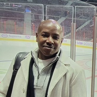 Neko Sparks headshot