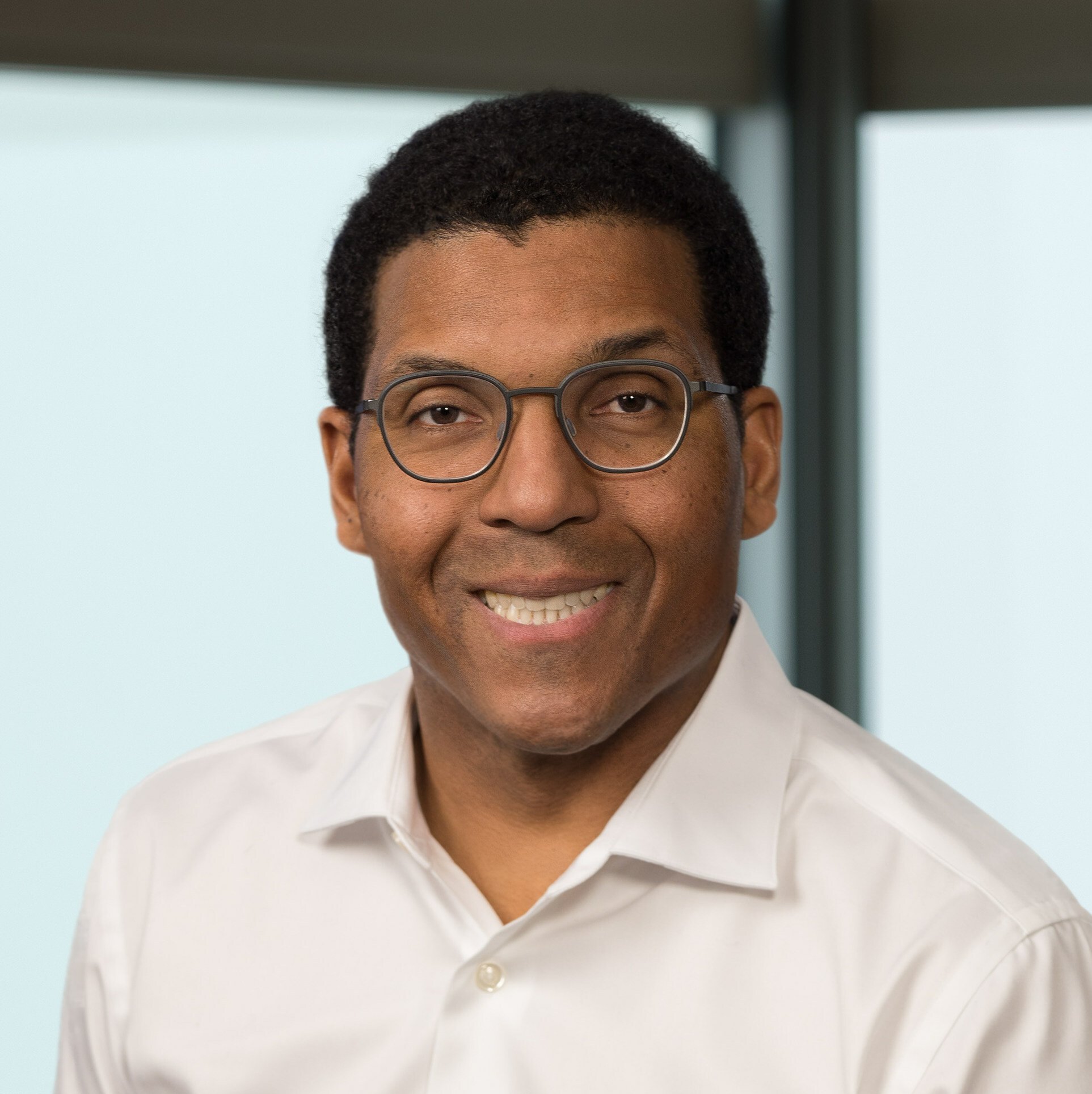 Russ Hutchinson headshot 2023