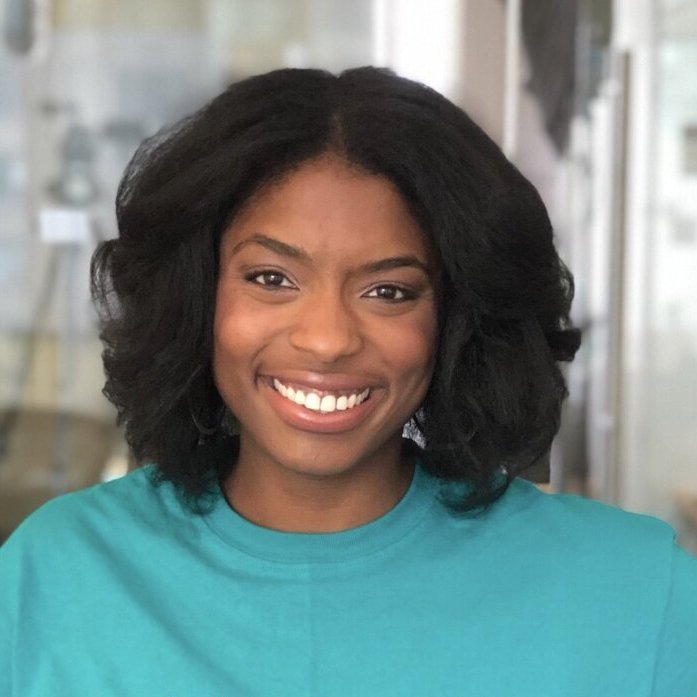 Jasmine Shells headshot