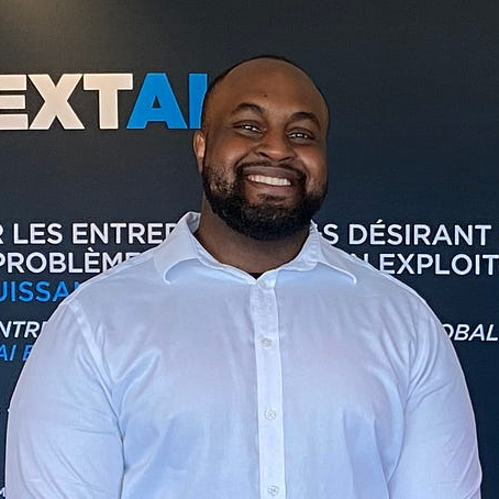 Armstrong Murira headshot